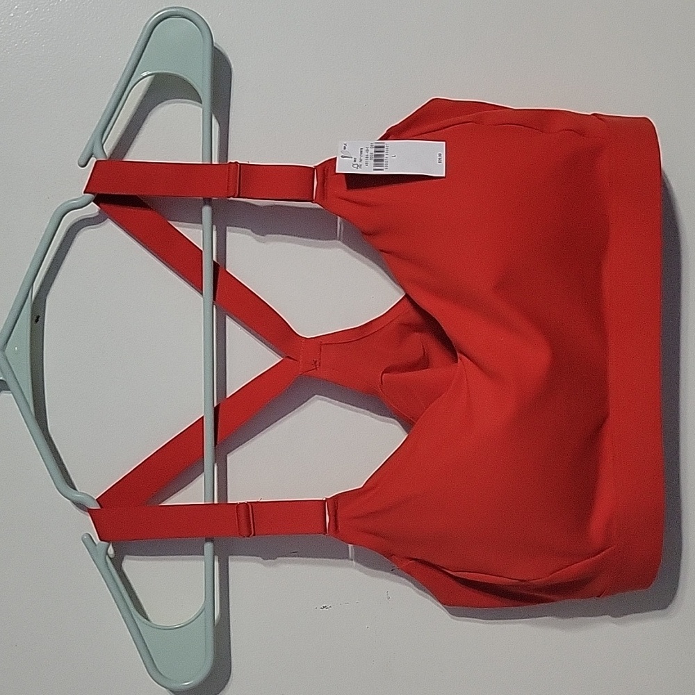 Old Navy Powersoft Go-Dry Sports Bra